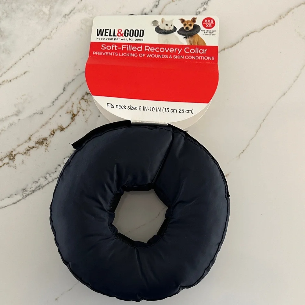 Black Soft-Filled Recovery Collar for Cats